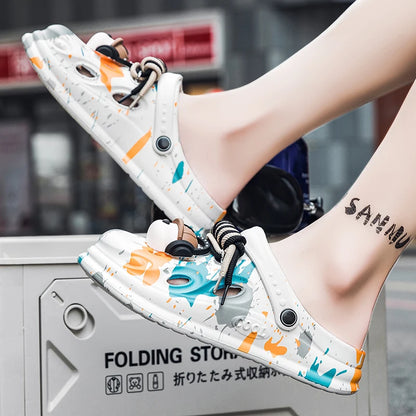 Men's Croc Shoes New Style Personalized Garden Shoes Comfortable Lightweight Outdoor Closed-Toe Slippers Non-Slip Beach Sandals